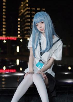 在异世界的迷宫开后宫_4K高清在线观看