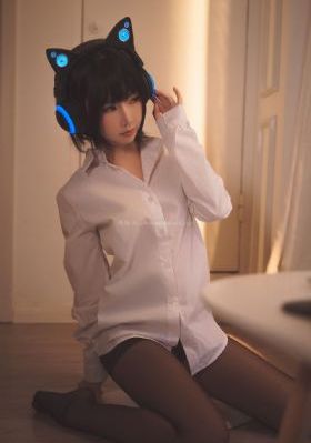 与僧侣的相合之夜_BD韩语全集在线观看
